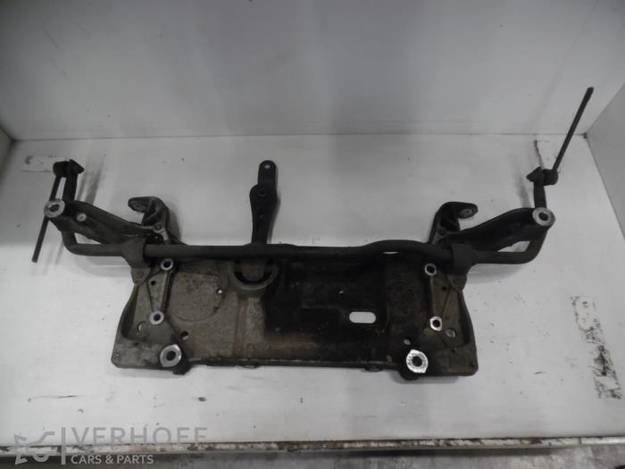 Gebruikte Subframe Seat Leon (1P1) 1.9 TDI 105 Prijs op aanvraag aangeboden door Verhoef Cars & Parts