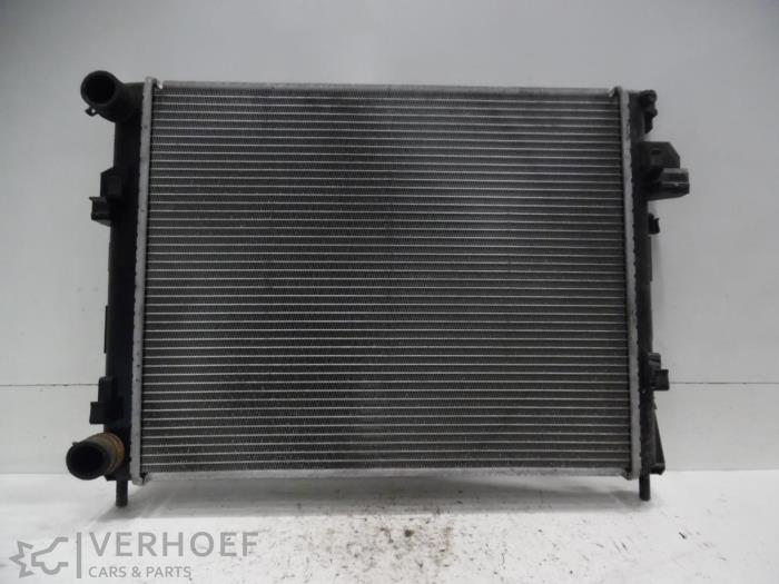 Gebruikte Radiateur Renault Trafic New (FL) 1.9 dCi 100 16V Prijs op aanvraag aangeboden door Verhoef Cars & Parts