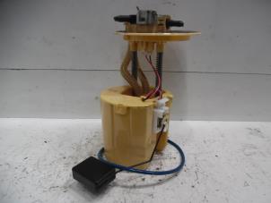 Gebruikte Tankvlotter Toyota Avensis Wagon (T27) 2.2 16V D-4D-F 150 Prijs op aanvraag aangeboden door Verhoef Cars & Parts