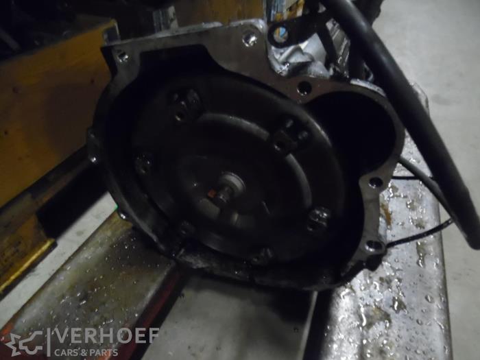 Gebruikte Automaatbak Hyundai H-1/Starex Travel 2.5 TD Prijs op aanvraag aangeboden door Verhoef Cars & Parts