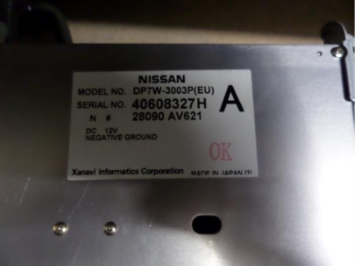Navigatie Display van een Nissan Primera Wagon (W12) 1.9 dCi 2006