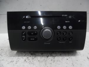 Gebruikte Radio CD Speler Suzuki Swift (ZA/ZC/ZD1/2/3/9) 1.3 VVT 16V Prijs € 50,00 Margeregeling aangeboden door Verhoef Cars & Parts