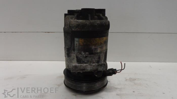 Gebruikte Aircopomp Renault Grand Scénic II (JM) 1.9 dCi 120 Prijs € 75,00 Margeregeling aangeboden door Verhoef Cars & Parts