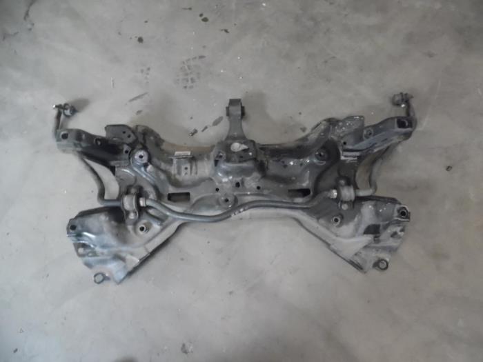 Subframe van een Honda Insight (ZE2) 1.3 16V VTEC 2011
