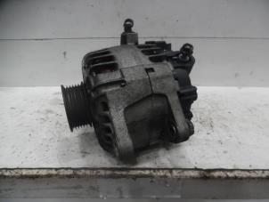 Gebruikte Dynamo Kia Cee'd Sporty Wagon (EDF) 1.4 16V Prijs € 45,00 Margeregeling aangeboden door Verhoef Cars & Parts