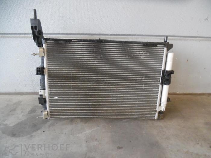 Gebruikte Radiateur Ford Transit Connect (PJ2) 1.0 EcoBoost 12V 100 Prijs op aanvraag aangeboden door Verhoef Cars & Parts