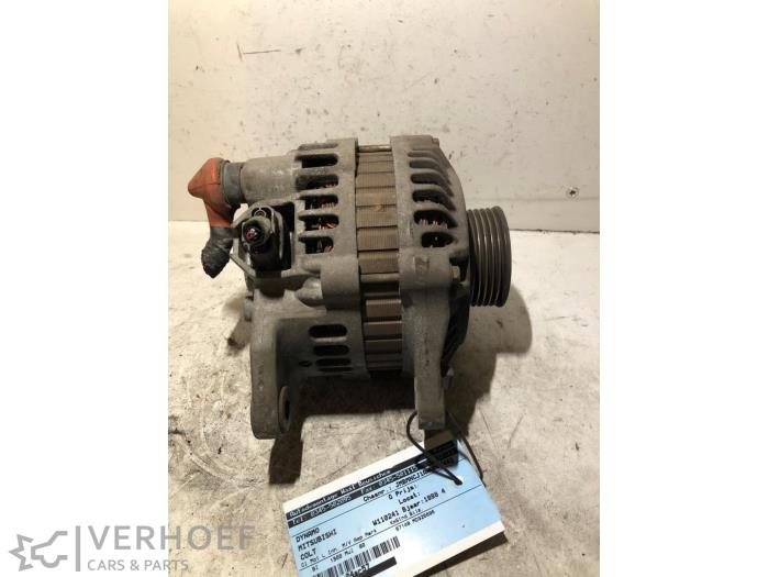 Gebruikte Dynamo Mitsubishi Colt (CJ) 1.3 GL,GLX 12V Prijs € 40,00 Margeregeling aangeboden door Verhoef Cars & Parts