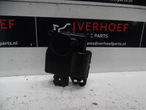 Gebruikte Kachelklep Motor Dodge 1500 Standard Cab (DS) 5.7 Hemi V8 Prijs € 60,50 Inclusief btw aangeboden door Verhoef Cars & Parts