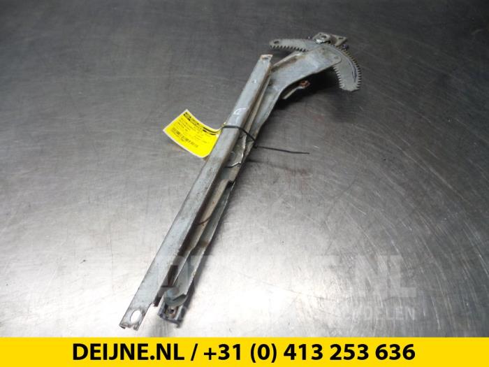 Ruitmechaniek 2Deurs links-achter - Mitsubishi Canter