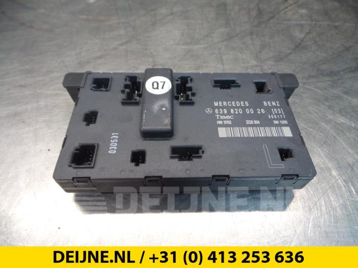 Centrale Deurvergrendelings Module - Mercedes Vito