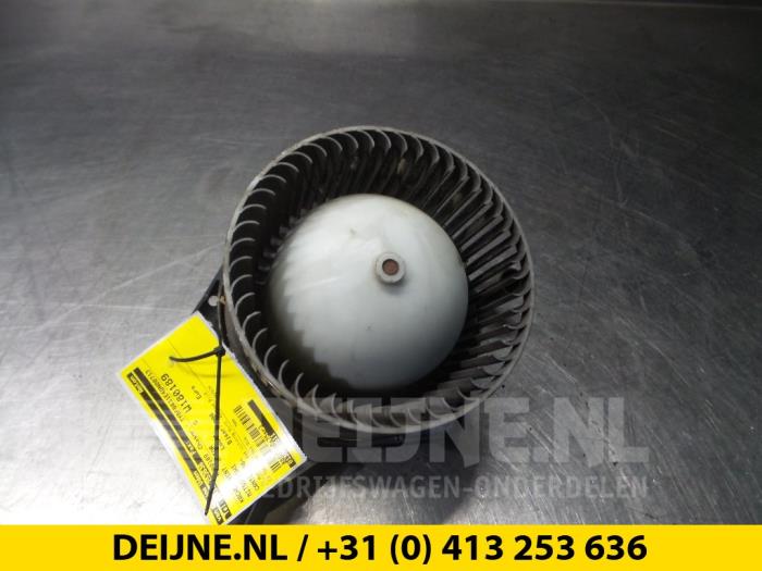 Kachel Ventilatiemotor - Mitsubishi Canter
