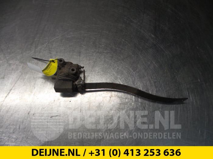 Remdrukverdeler - Mitsubishi Canter