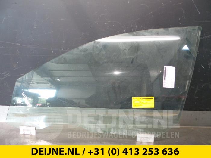 Portierruit 4Deurs links-voor - Volvo V70