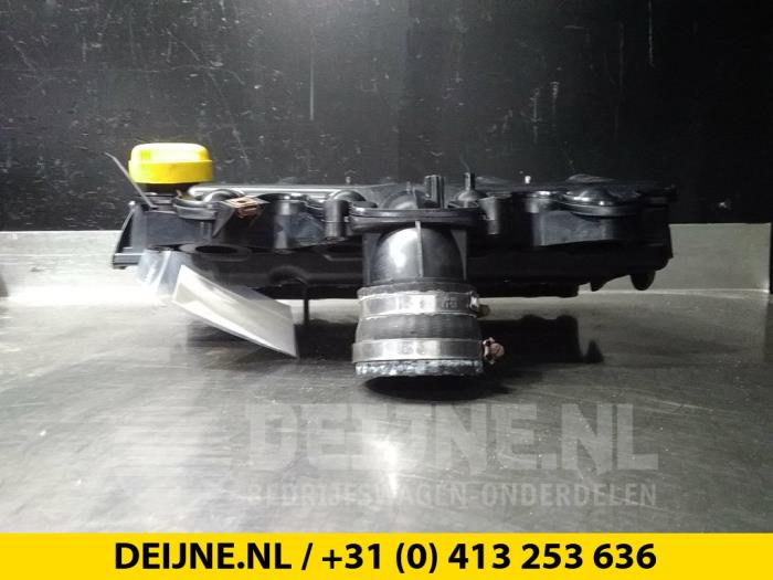 Kleppendeksel - Opel Movano