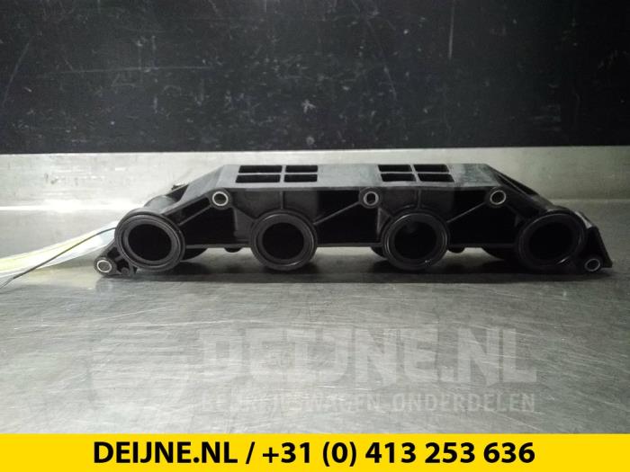 Inlaatspruitstuk - Renault Master
