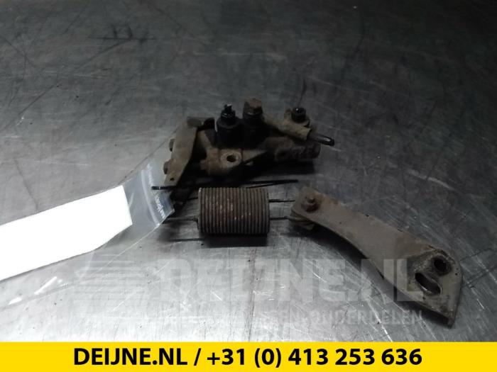 Remdrukverdeler - Nissan Cab Star
