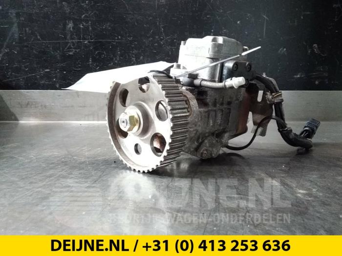 Brandstofpomp Mechanisch - Volkswagen Caddy