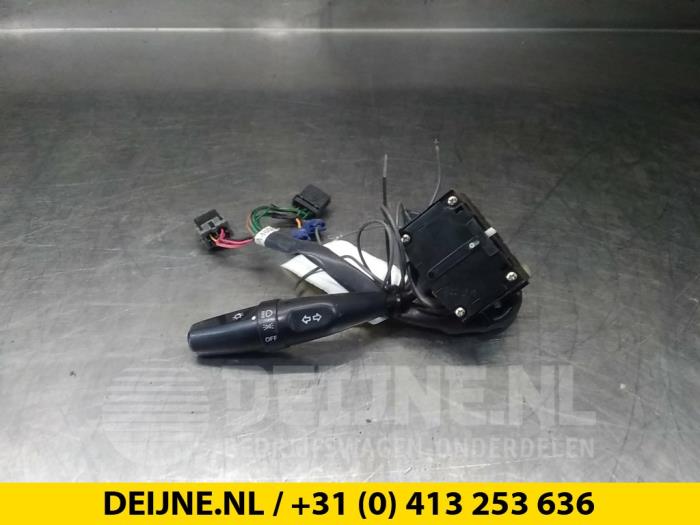 Richtingaanwijzer Schakelaar - Hyundai H200