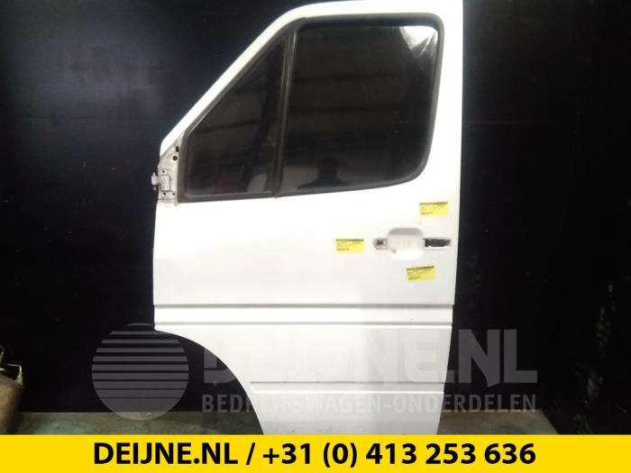 Portier 4Deurs links-voor - Mercedes Sprinter