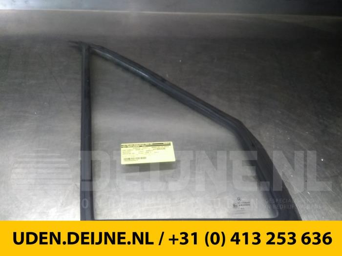 Driehoeks Ruit rechts-voor - Mercedes Sprinter