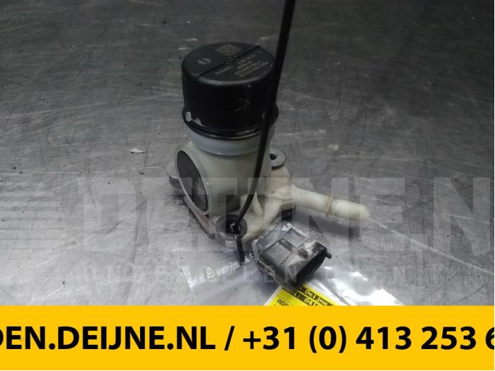 Adblue pomp - Renault Master