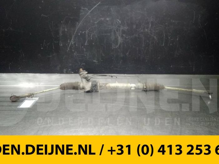 Stuurhuis Bekrachtigd - Nissan Vanette
