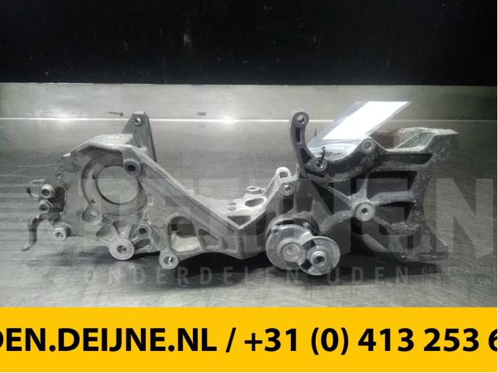 Dynamosteun onder - Volkswagen Crafter