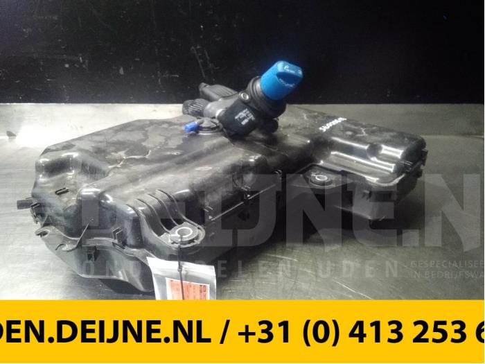 Adblue tank - Volkswagen Transporter