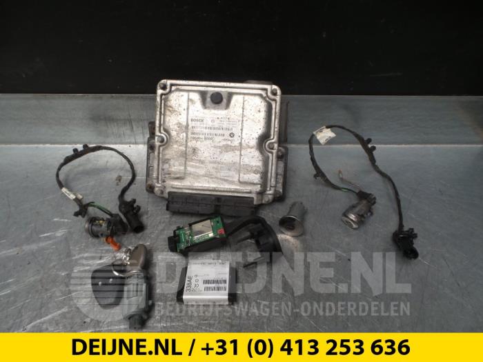Slotenset Cilinder (compleet) - Chrysler Voyager