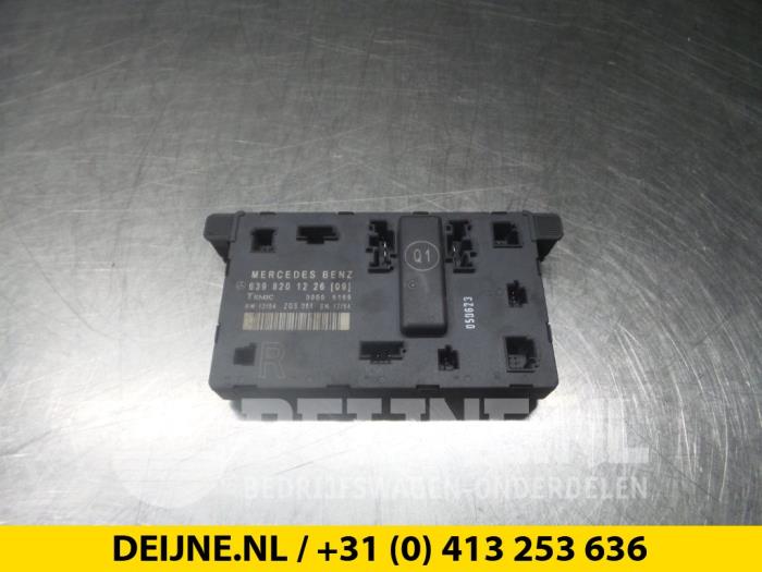 Centrale Deurvergrendelings Module - Mercedes Vito