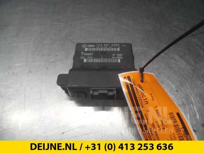 Centrale Deurvergrendelings Module - Volkswagen Touran
