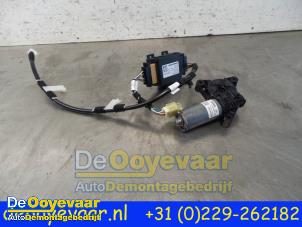 Gebruikte Schuifdak Motor Toyota Aygo (B40) 1.0 12V VVT-i Prijs € 49,99 Margeregeling aangeboden door Autodemontagebedrijf De Ooyevaar
