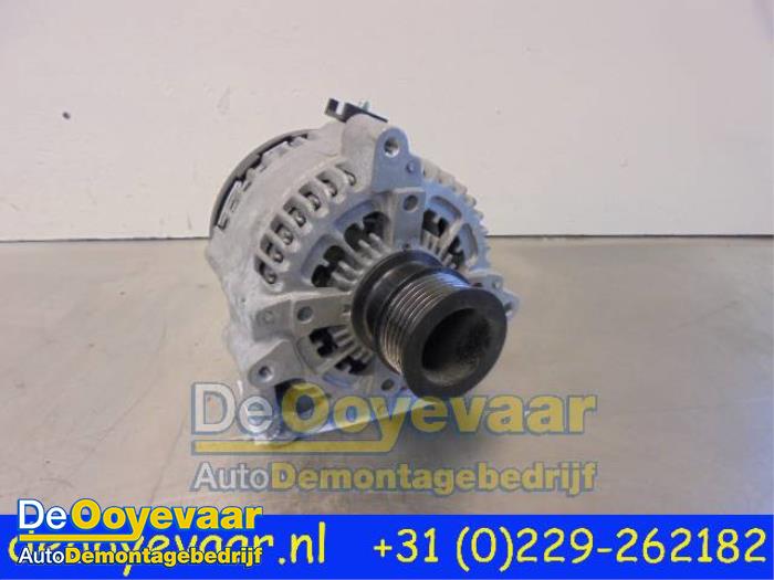 Gebruikte Dynamo BMW 1 serie (F20) 118i 1.5 TwinPower 12V Prijs € 39,99 Margeregeling aangeboden door Autodemontagebedrijf De Ooyevaar