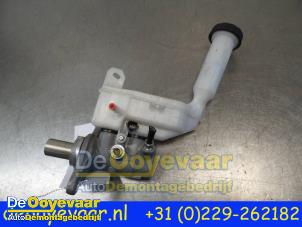 Gebruikte Hoofdremcilinder Nissan Pulsar (C13) 1.2 DIG-T 16V Prijs € 19,99 Margeregeling aangeboden door Autodemontagebedrijf De Ooyevaar