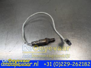 Gebruikte Lambda Sonde Renault Captur (2R) 1.2 TCE 16V EDC Prijs € 9,99 Margeregeling aangeboden door Autodemontagebedrijf De Ooyevaar