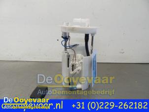 Gebruikte Benzinepomp Suzuki Baleno (EW/FW) 1.2 Dual Jet 16V Prijs € 75,00 Margeregeling aangeboden door Autodemontagebedrijf De Ooyevaar