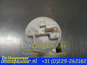 Gebruikte Benzinepomp Nissan Juke (F15) 1.6 16V Prijs € 39,99 Margeregeling aangeboden door Autodemontagebedrijf De Ooyevaar