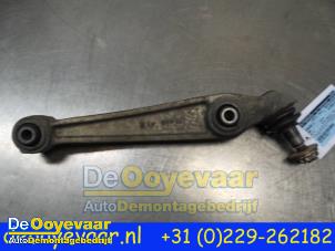 Gebruikte Draagarm links-voor BMW X6 (E71/72) xDrive30d 3.0 24V Prijs € 39,99 Margeregeling aangeboden door Autodemontagebedrijf De Ooyevaar