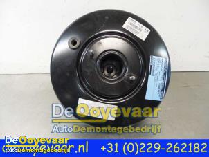 Gebruikte Rembekrachtiger Renault Megane IV (RFBB) 1.5 Energy dCi 110 Prijs € 29,99 Margeregeling aangeboden door Autodemontagebedrijf De Ooyevaar