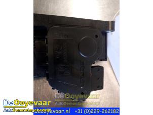 Gebruikte Gaspedaalpositie Sensor Alfa Romeo MiTo (955) 0.9 TwinAir Prijs € 5,00 Margeregeling aangeboden door Autodemontagebedrijf De Ooyevaar