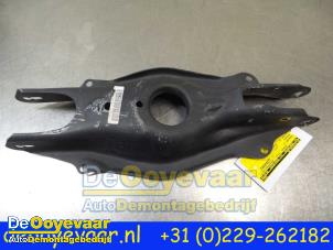 Gebruikte Draagarm links-achter Mercedes C Estate (S205) C-250 CDI BlueTEC, C-250 d 2.2 16V Prijs € 15,00 Margeregeling aangeboden door Autodemontagebedrijf De Ooyevaar