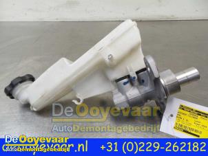 Gebruikte Hoofdremcilinder Opel Astra K 1.4 Turbo 16V Prijs € 19,99 Margeregeling aangeboden door Autodemontagebedrijf De Ooyevaar