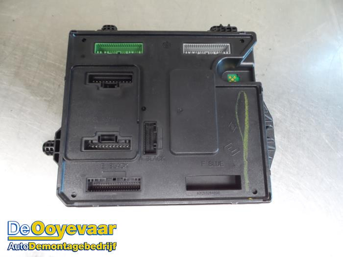 Gebruikte Computer Body Control Renault Megane III Berline (BZ) 1.5 dCi 90 Prijs € 39,99 Margeregeling aangeboden door Autodemontagebedrijf De Ooyevaar