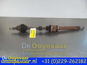 Gebruikte Aandrijfas rechts-voor Ford Fiesta 6 (JA8) 1.6 TDCi 16V 95 Prijs € 34,99 Margeregeling aangeboden door Autodemontagebedrijf De Ooyevaar