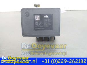 Gebruikte ABS Pomp Peugeot 208 I (CA/CC/CK/CL) 1.4 HDi Prijs € 69,99 Margeregeling aangeboden door Autodemontagebedrijf De Ooyevaar