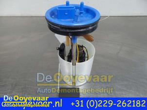 Gebruikte Benzinepomp Volkswagen Polo V (6R) 1.4 GTI 16V Prijs € 9,99 Margeregeling aangeboden door Autodemontagebedrijf De Ooyevaar