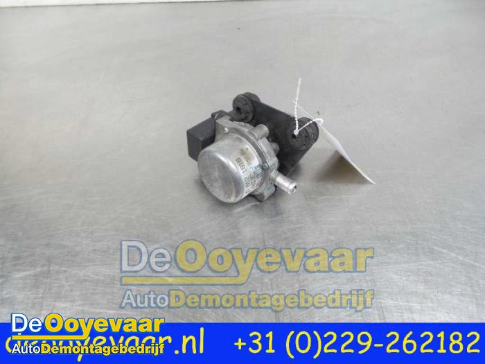 Gebruikte Vacuumpomp Rembekrachtiging Volkswagen Polo V (6R) 1.4 GTI 16V Prijs € 19,99 Margeregeling aangeboden door Autodemontagebedrijf De Ooyevaar