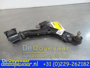 Gebruikte Draagarm rechts-voor Opel Karl 1.0 12V Prijs € 49,99 Margeregeling aangeboden door Autodemontagebedrijf De Ooyevaar