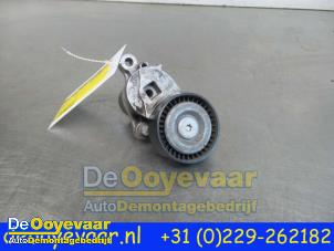 Gebruikte Spanner multiriem Ford Fiesta 6 (JA8) 1.0 SCI 12V 80 Prijs € 34,99 Margeregeling aangeboden door Autodemontagebedrijf De Ooyevaar