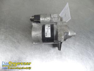 Gebruikte Startmotor Smart Forfour (453) 1.0 12V Prijs € 15,00 Margeregeling aangeboden door Autodemontagebedrijf De Ooyevaar